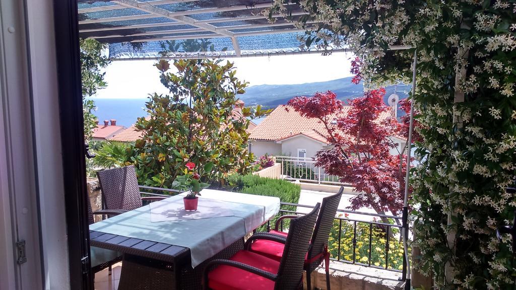 Apartments Silmare Рабац Экстерьер фото